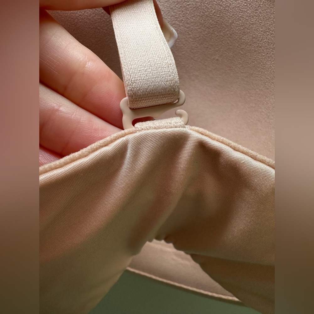 Victorias Secret Body‎ by Victoria Multi-Way Convertible Strapless Bra Nude 36DD - Picture 7 of 11